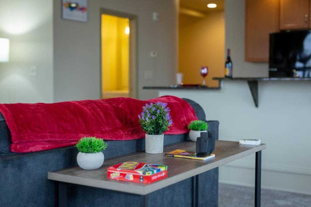 דירות רוצ'סטר King Bed W/ Panoramic Views Of Dt! מראה חיצוני תמונה