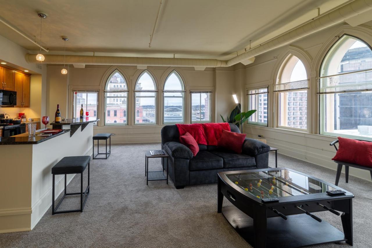 דירות רוצ'סטר King Bed W/ Panoramic Views Of Dt! מראה חיצוני תמונה